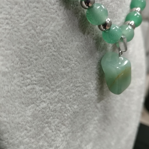Green Aventurine Necklace Natural Gemstone Pendant Stainless-Steel Chain Beaded - Picture 9 of 17